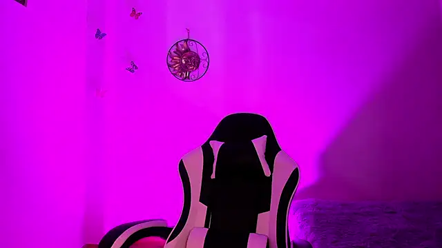 Soouf  online show from 11/18/25, 10:41