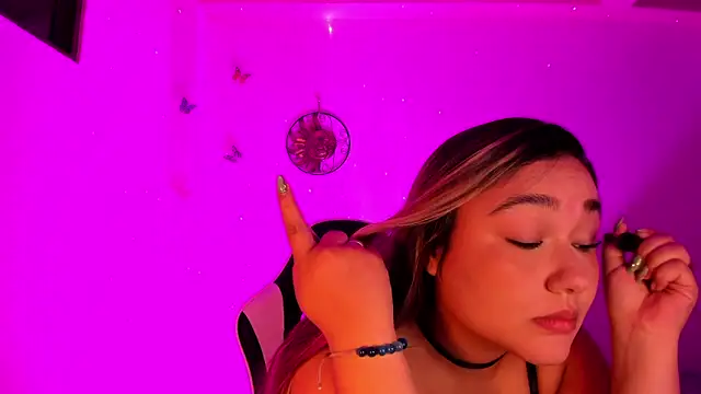 Soouf  online show from 11/21/25, 10:03