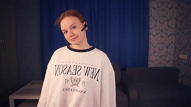 KarlynGow online show from 11/15/25, 06:22