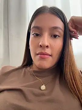 Snapshot of Talia_Bonet chatting on 07/18/26, 03:27 Talia Bonet online show from 07/18/26, 03:27