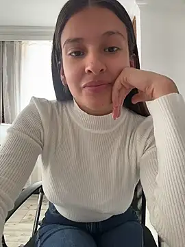 Snapshot of Talia_Bonet chatting on 07/21/26, 02:30 Talia Bonet online show from 07/21/26, 02:30