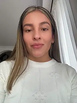 Snapshot of Talia_Bonet chatting on 07/29/26, 04:27 Talia Bonet online show from 07/29/26, 04:27