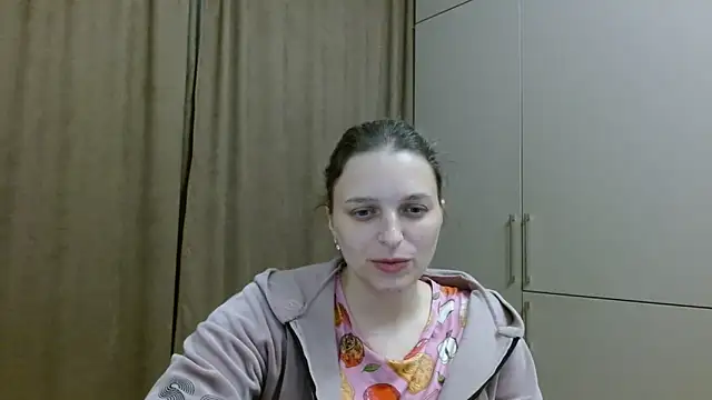 ElisSky301 online show from 11/25/25, 09:37