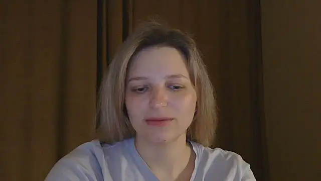 Snapshot of ElisSky301 chatting on 03/08/26, 01:03 ElisSky301 online show from 03/08/26, 01:03