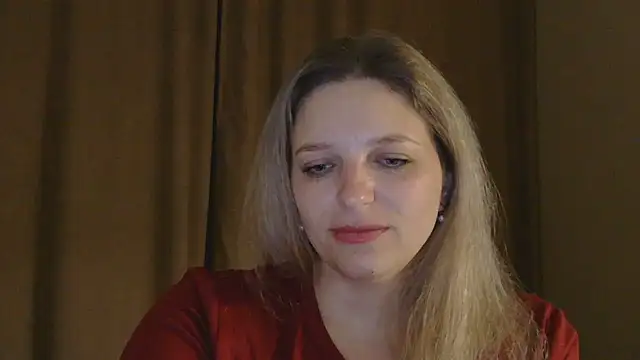 Snapshot of ElisSky301 chatting on 03/15/26, 12:49 ElisSky301 online show from 03/15/26, 12:49