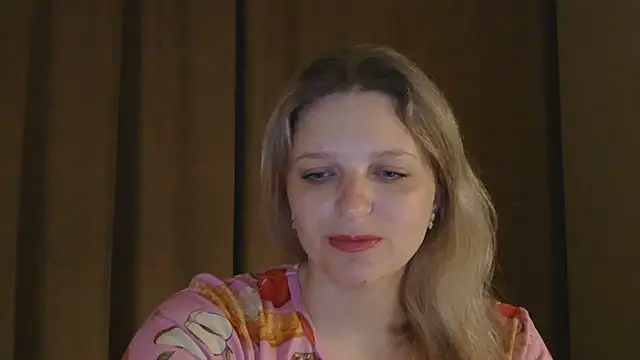 Snapshot of ElisSky301 chatting on 03/28/26, 11:37 ElisSky301 online show from 03/28/26, 11:37