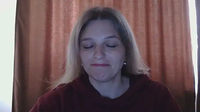 Snapshot of ElisSky301 chatting on 04/26/26, 11:41 ElisSky301 online show from 04/26/26, 11:41