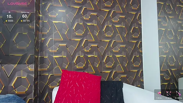 Snapshot of ashely_7 chatting on 10/29/25, 05:14 ashely 7 online show from 10/29/25, 05:14