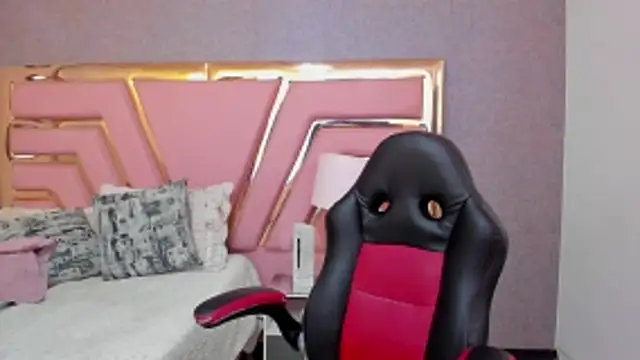 Britanny-Jhonsons online show from 12/20/25, 01:45