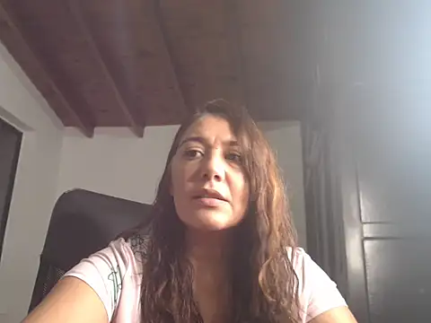 headerkika online show from 11/08/25, 02:34