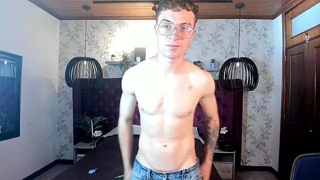 Lil James online show from 04/16/26, 08:09