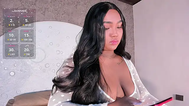 Viana dior online show from 10/23/25, 10:41