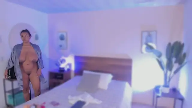 YariRose online show from 12/20/25, 01:29