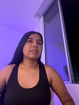 aly nicols online show from 11/18/25, 06:07