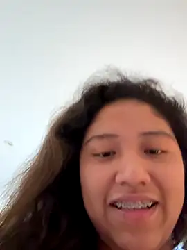 Kmiii21 online show from 10/28/25, 02:53