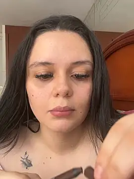 Selena Roa online show from 05/23/26, 07:18