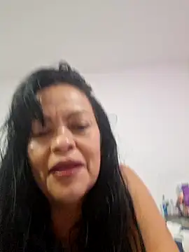 Snapshot of viviana-sexi chatting on 06/16/26, 11:02 viviana-sexi online show from 06/16/26, 11:02