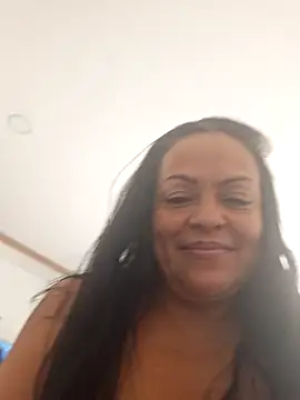 Snapshot of viviana-sexi chatting on 07/21/26, 04:53 viviana-sexi online show from 07/21/26, 04:53