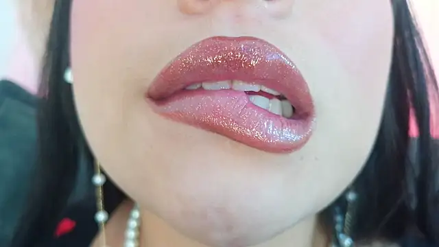 mia roux1 online show from 03/27/26, 10:42