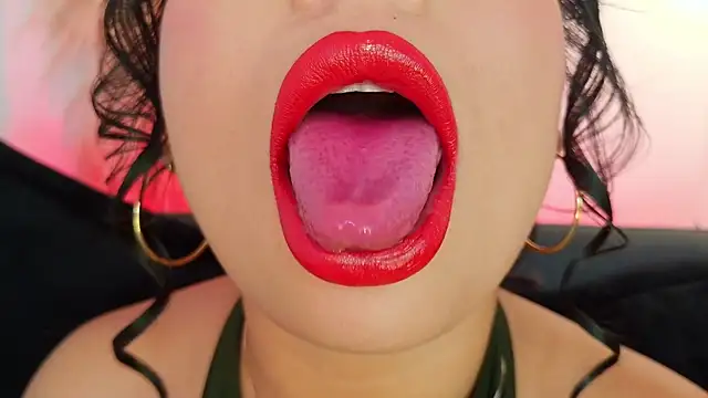 mia roux1 online show from 04/03/26, 09:24