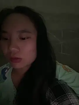 Irin jo online show from 10/27/25, 01:37