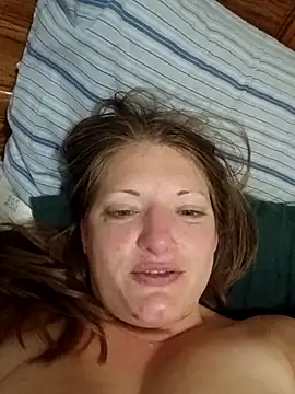 creamylittlecupcake online show from 10/24/25, 06:10