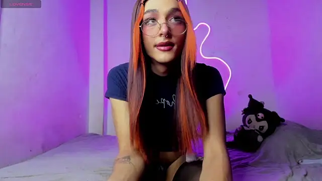 Mika  velvet online show from 10/29/25, 07:59