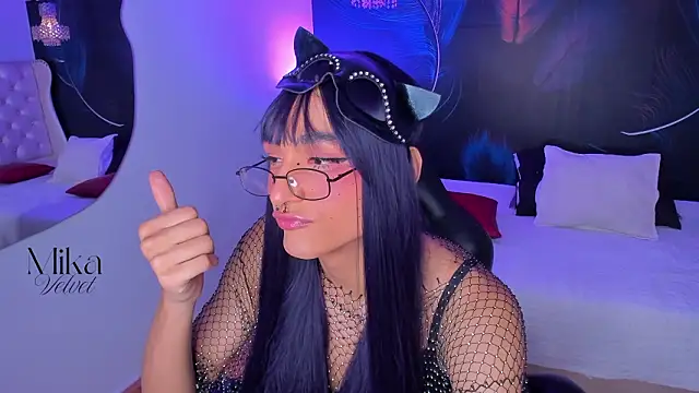 Mika  velvet online show from 01/17/26, 11:30