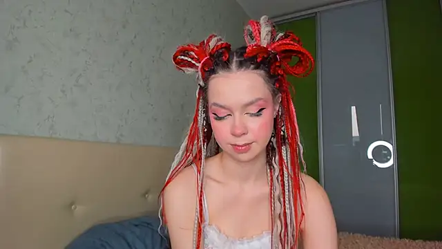 Juicystars online show from 10/23/25, 02:11