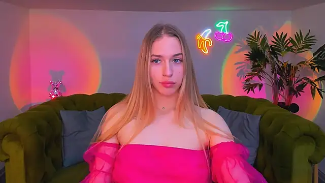 sassy cutie online show from 11/30/25, 06:17