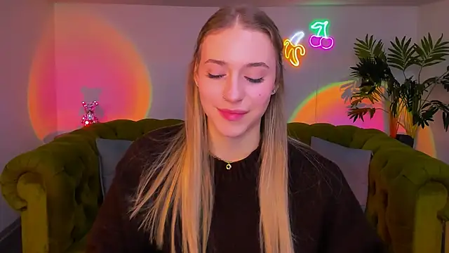 sassy cutie online show from 12/02/25, 06:08