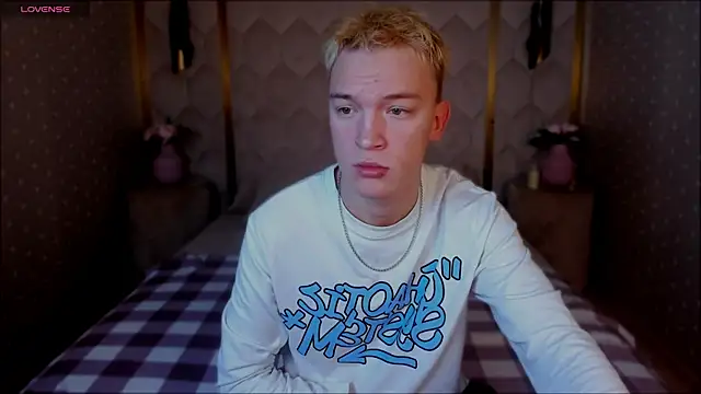 Derek Banville online show from 01/05/26, 07:39