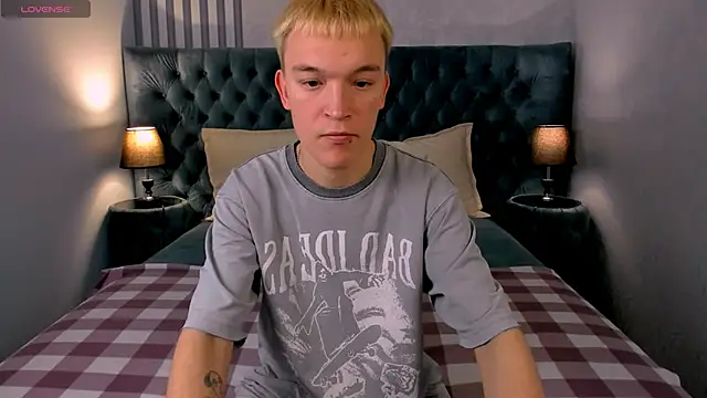 Derek Banville online show from 01/10/26, 08:21