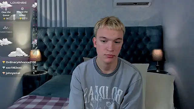 Derek Banville online show from 01/11/26, 08:30