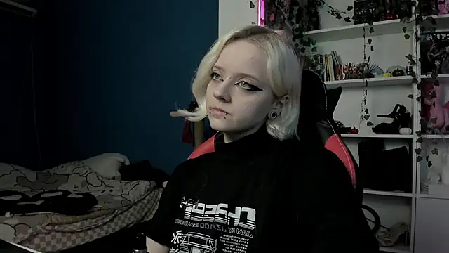 Holy Mistress S online show from 11/07/25, 10:26