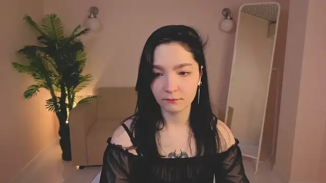 Linda Sweetiest online show from 11/24/25, 12:43