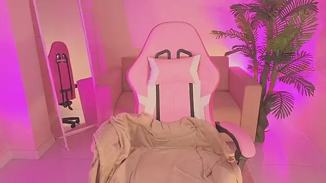 Linda Sweetiest online show from 12/05/25, 12:52