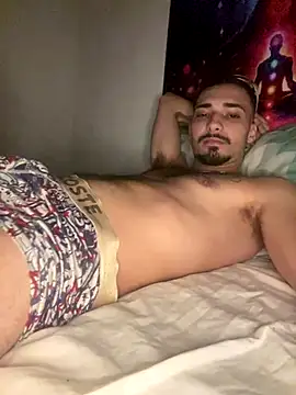 Snapshot of augustotantra chatting on 10/21/25, 12:17 augustotantra online show from 10/21/25, 12:17