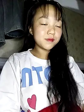 Quynhsumon online show from 02/11/26, 02:44