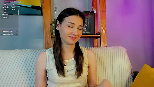 KateCahee online show from 01/10/26, 02:13