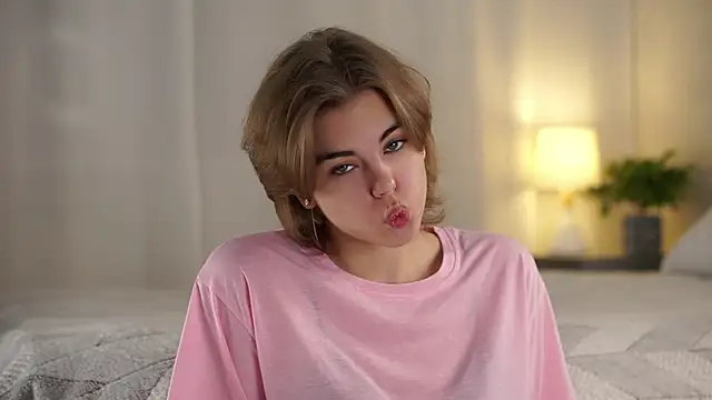 MelodyBaur online show from 11/09/25, 01:31