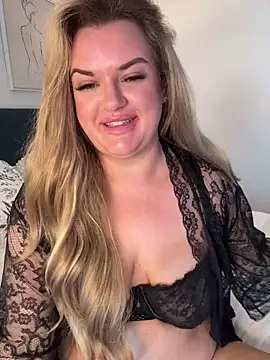 Scottish Milf Bella xo online show from 10/28/25, 11:36