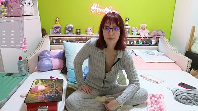  HeraLuna  online show from 03/03/26, 09:10