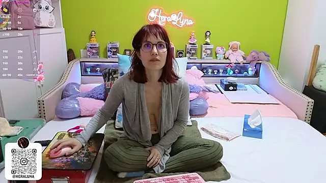  HeraLuna  online show from 03/13/26, 10:05