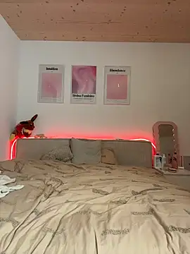 allisonwhite222 online show from 02/22/26, 04:49