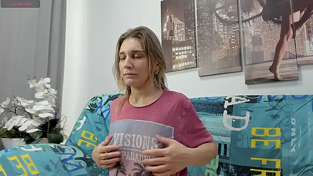 Tenderly Sophie online show from 01/11/26, 01:21