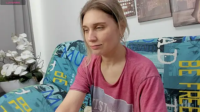 Tenderly Sophie online show from 01/18/26, 01:20