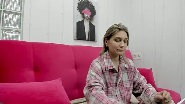 Tenderly Sophie online show from 02/12/26, 01:33