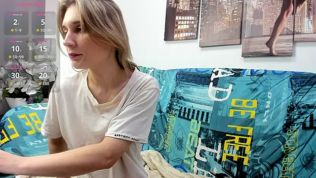 Tenderly Sophie online show from 04/12/26, 01:21