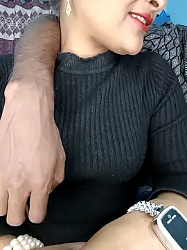 CoupleShow 432 online show from 02/05/26, 03:16